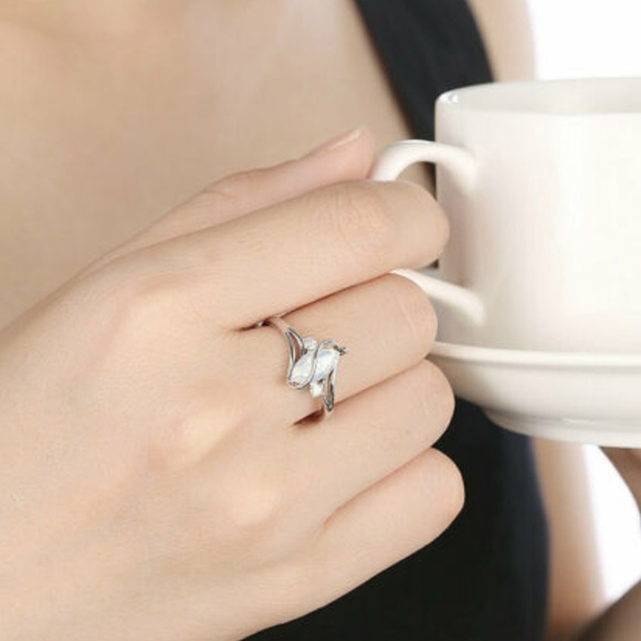 ➰Stunning Anniversary Ring - Picture 2 of 5